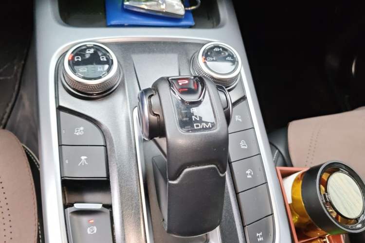 Used Tank 300 2021 Off-Road Edition 2.0T Challenger Gear Lever