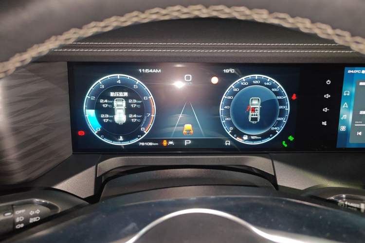 Used Tank 300 2021 City Edition 2.0T—Truly Stylish Instrument Cluster