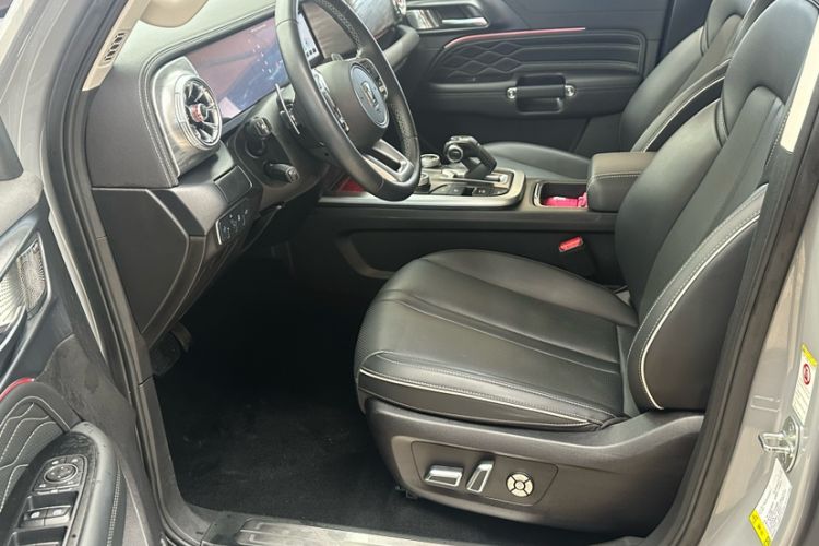 Used Tank 300 2021 City Edition 2.0T—Truly Stylish Interior 2