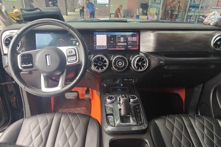 Used Tank 300 2021 Off-Road Edition 2.0T Challenger Interior 2