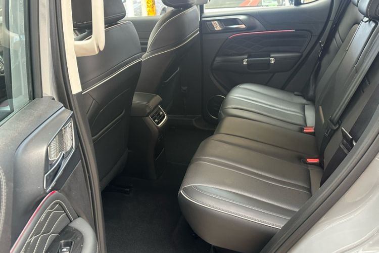 Used Tank 300 2021 City Edition 2.0T—Truly Stylish Interior 3