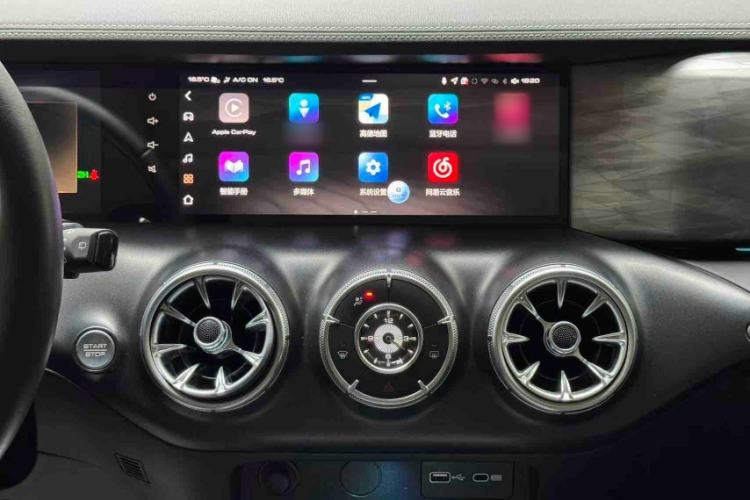 Used Tank 300 2021 Off-Road Edition 2.0T Challenger Interior 3