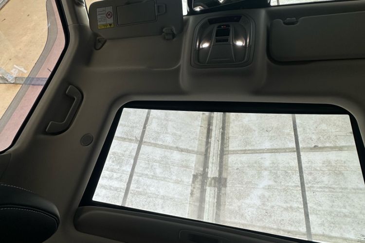 Used Tank 300 2021 City Edition 2.0T—Truly Stylish Interior 4