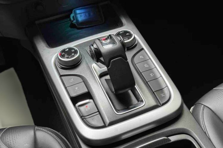 Used Tank 300 2021 Off-Road Edition 2.0T Challenger Interior 4