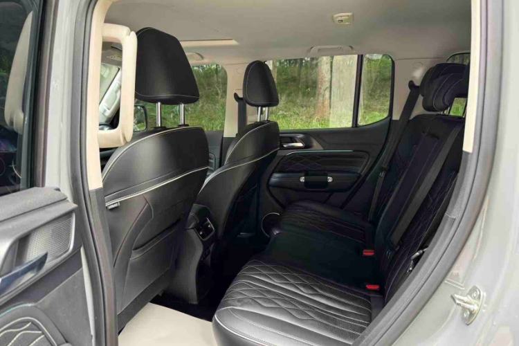 Used Tank 300 2021 Off-Road Edition 2.0T Challenger Interior 7