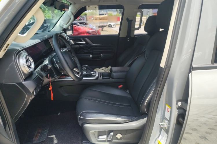 Used Tank 300 2021 Off-Road Edition 2.0T Conqueror Left Front Seat