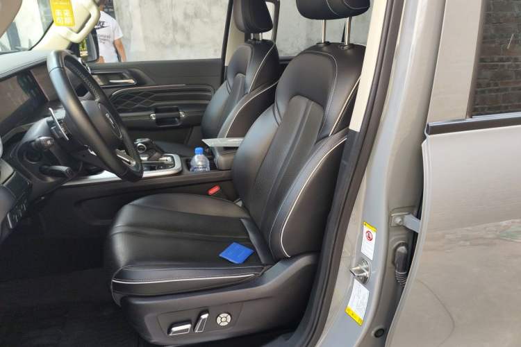 Used Tank 300 2021 Off-Road Edition 2.0T Conqueror Left Front Seat