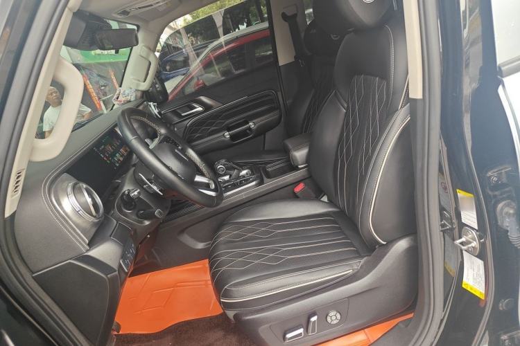 Used Tank 300 2021 Off-Road Edition 2.0T Challenger Left Front Seat