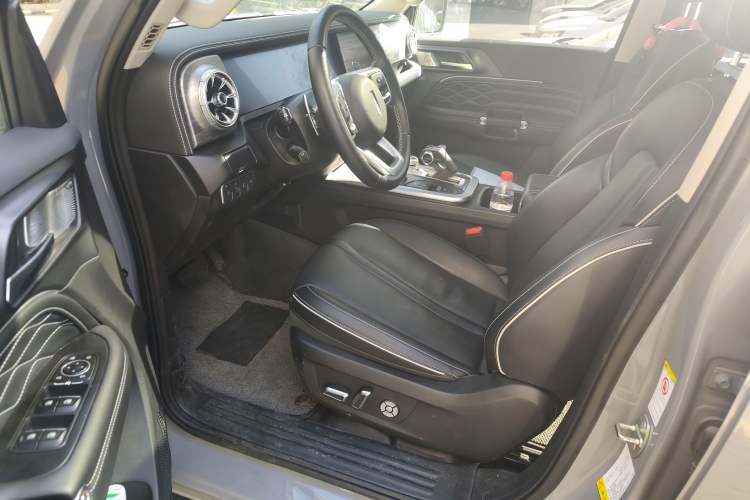 Used Tank 300 2021 Off-Road Edition 2.0T Conqueror Left Front Seat