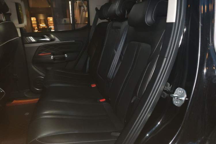 Used Tank 300 2021 Off-Road Edition 2.0T Conqueror Left Rear Seat