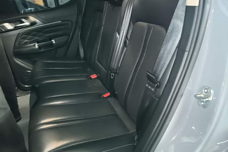 Used Tank 300 2021 Off-Road Edition 2.0T Conqueror Left Rear Seat
