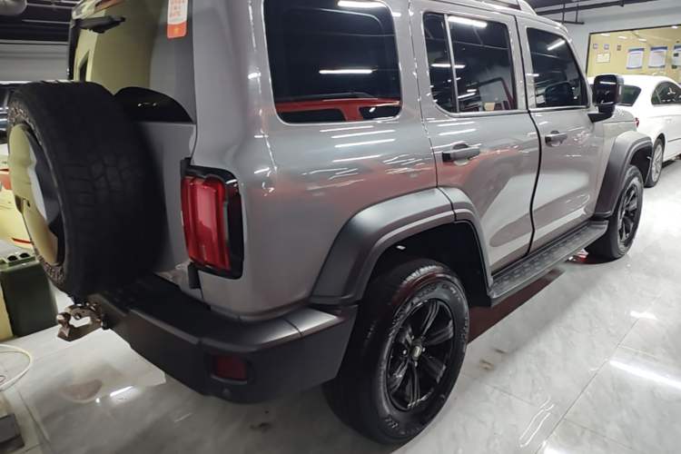 Used Tank 300 2021 Off-Road Edition 2.0T Conqueror Rear Right 45 Deg