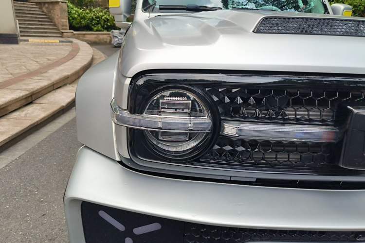 Used Tank 300  Right Front Headlight