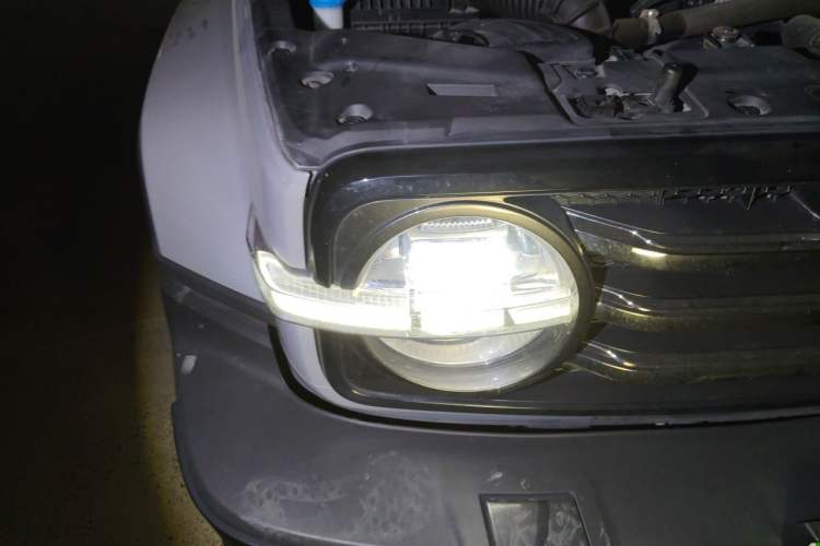 Used Tank 300 2021 City Edition 2.0T My Vision Model Right Front Headlight
