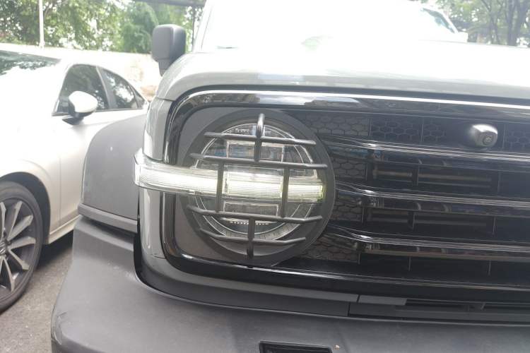 Used Tank 300 2021 City Edition 2.0T Essential Model Right Front Headlight