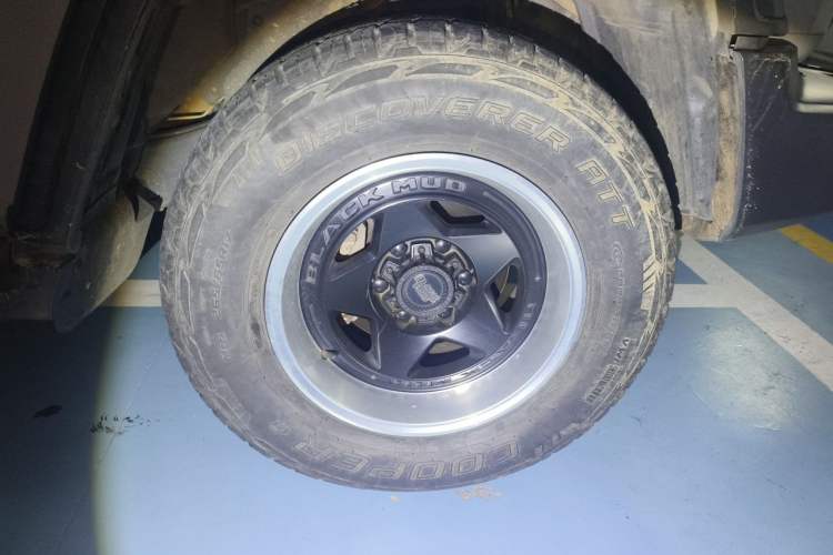 Used Tank 300 2021 Off-Road Edition 2.0T Conqueror Right Front Wheel Hub