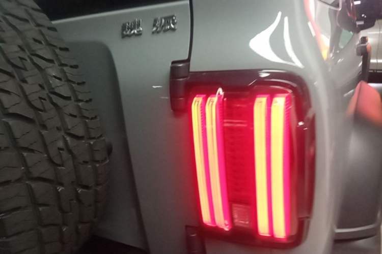 Used Tank 300 2021 Off-Road Edition 2.0T Conqueror Right Rear Taillight