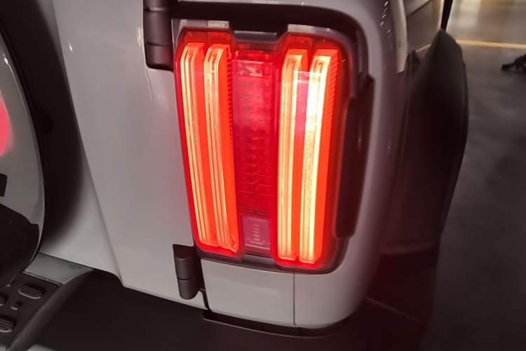 Used Tank 300 2021 Off-Road Edition 2.0T Conqueror Right Rear Taillight