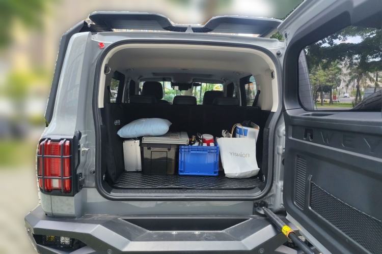Used Tank 300 2021 Off-Road Edition 2.0T Conqueror Trunk