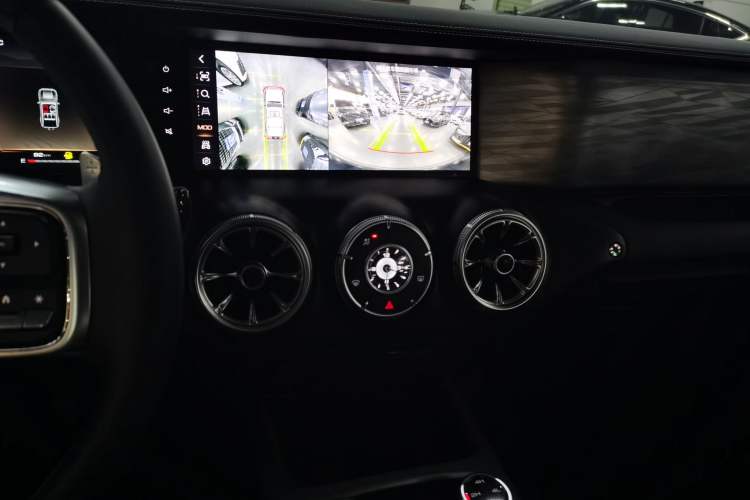 Used Tank 300 2021 Off-Road Edition 2.0T Conqueror Audio And AC Panel
