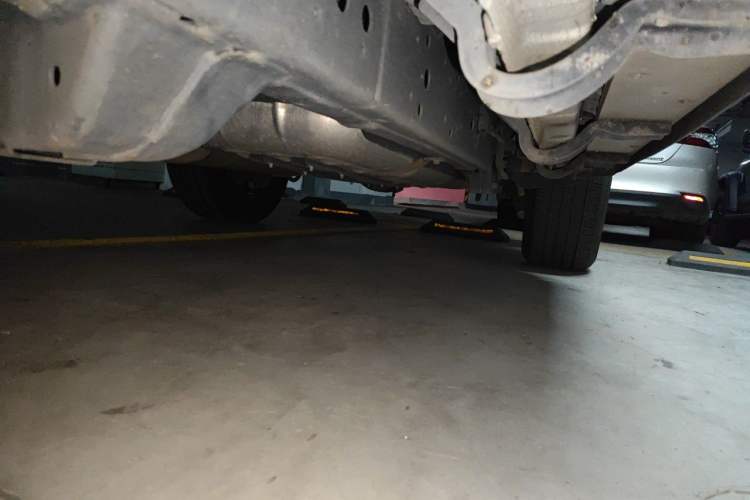 Used Tank 300 2021 Off-Road Edition 2.0T Conqueror Chassis Front Left