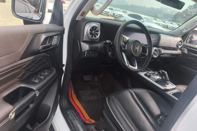 Used Tank 300 2021 City Edition 2.0T—Truly Stylish Driver Seat