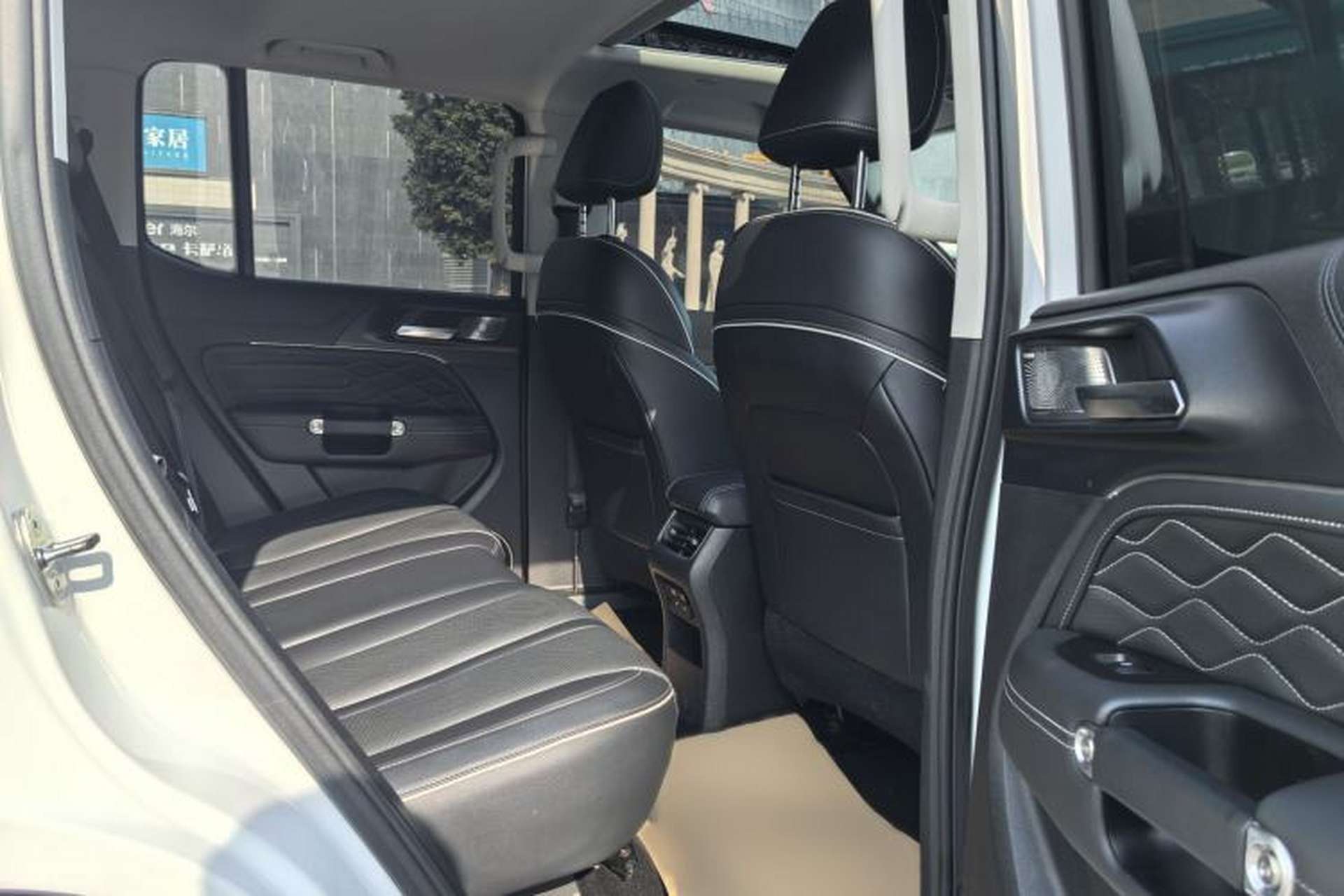 Used Tank 300 2021 City Edition 2.0T—Truly Stylish Interior 2