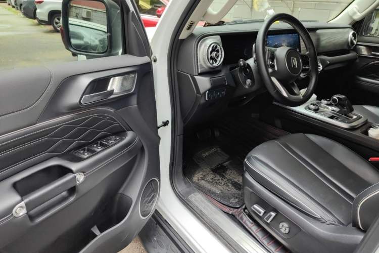 Used Tank 300 2021 Off-Road Edition 2.0T Conqueror Interior 3