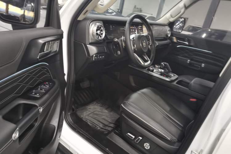 Used Tank 300 2021 Off-Road Edition 2.0T Conqueror Interior 3