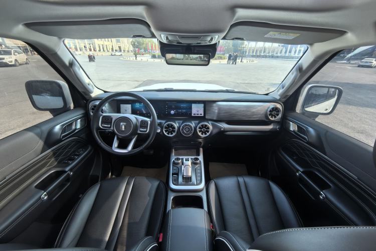 Used Tank 300 2021 City Edition 2.0T—Truly Stylish Interior 4