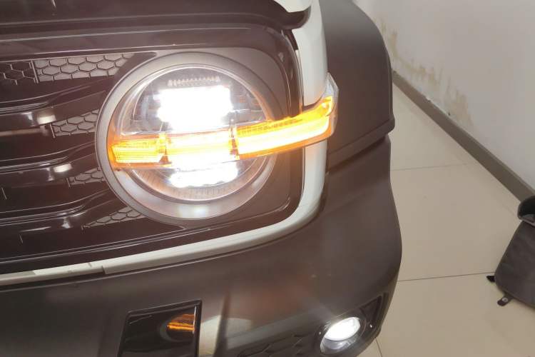 Used Tank 300 2021 Off-Road Edition 2.0T Conqueror Left Front Headlight