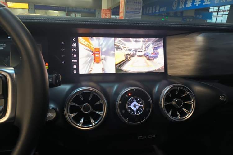 Used Tank 300 2021 Off-Road Edition 2.0T Conqueror Audio And AC Panel