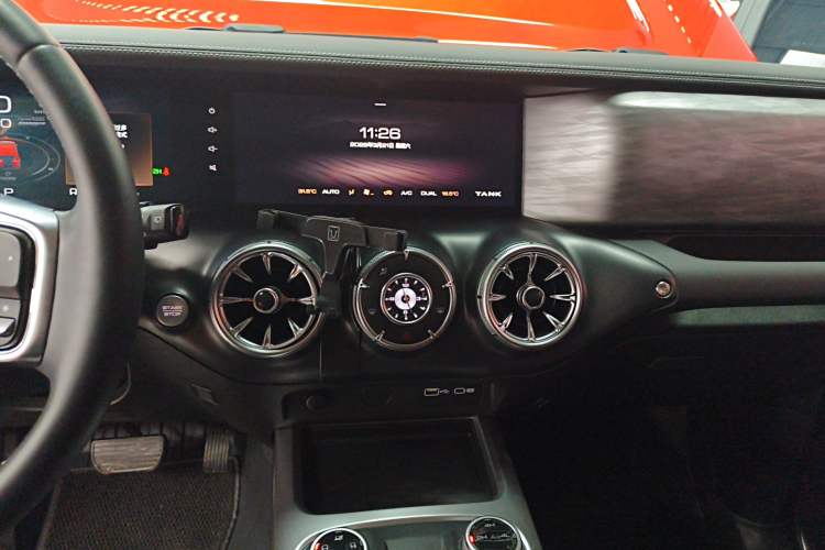 Used Tank 300 2021 Off-Road Edition 2.0T Conqueror Audio And AC Panel