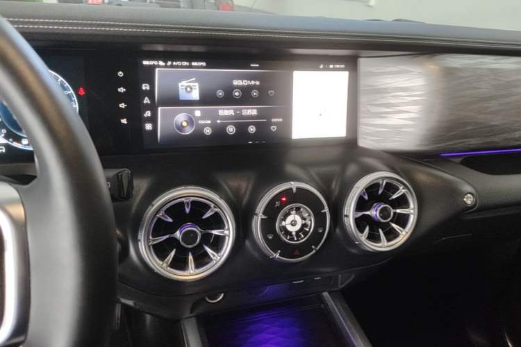 Used Tank 300 2021 Off-Road Edition 2.0T Conqueror Audio And AC Panel
