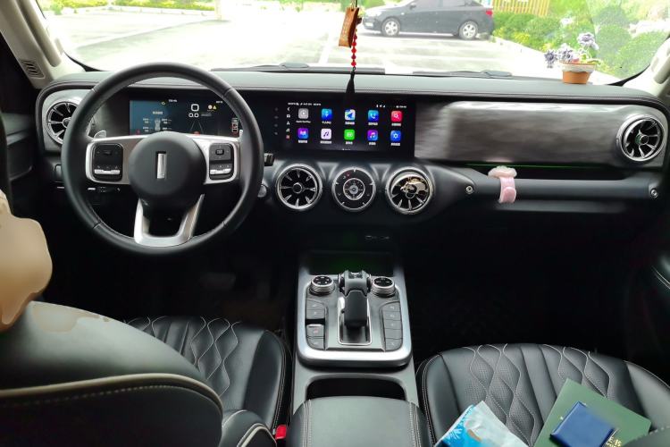 Used Tank 300 2021 Off-Road Edition 2.0T Challenger Center Console
