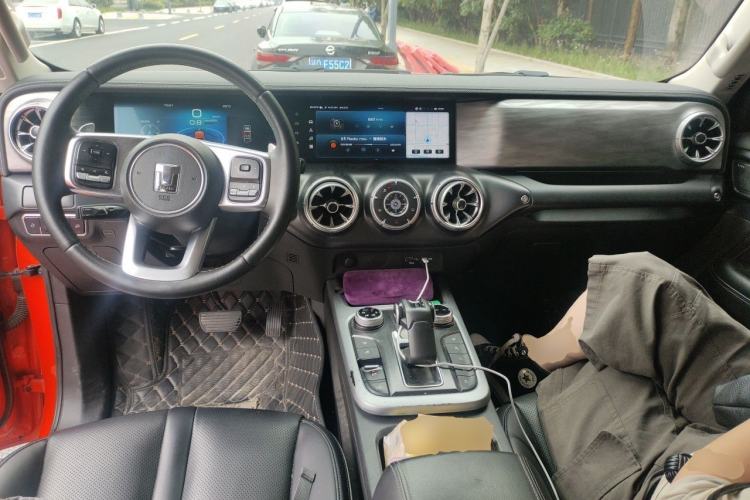 Used Tank 300 2021 City Edition 2.0T—Truly Stylish Center Console