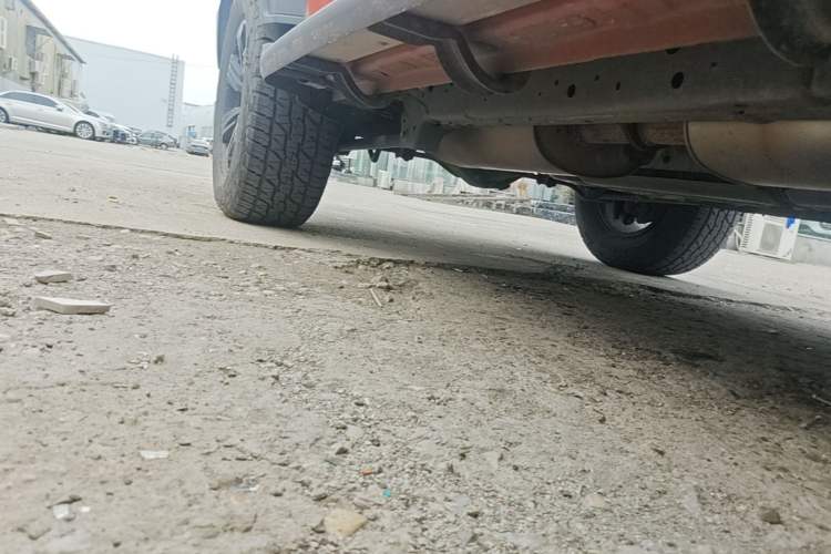 Used Tank 300  Chassis Front Right