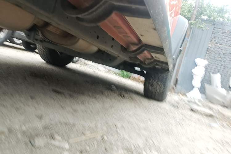 Used Tank 300  Chassis Rear Right