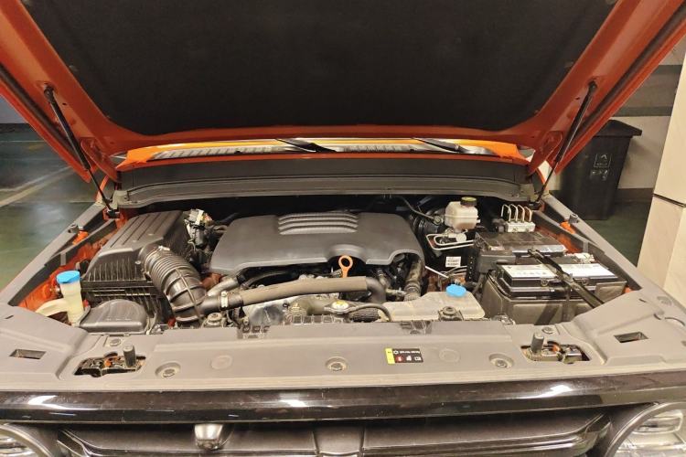 Used Tank 300 2021 Off-Road Edition 2.0T Challenger Engine Bay