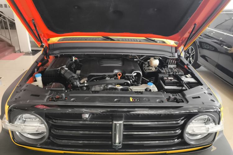 Used Tank 300 2021 Off-Road Edition 2.0T Challenger Engine Bay