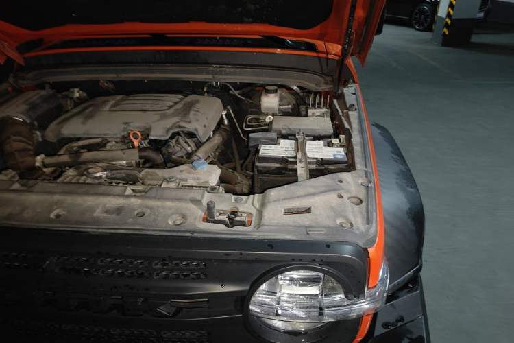 Used Tank 300 2021 Off-Road Edition 2.0T Conqueror Engine Bay Left