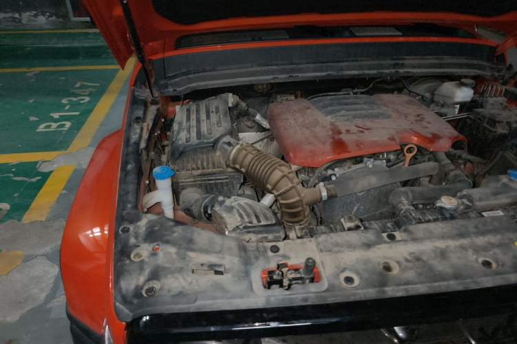 Used Tank 300 2021 City Edition 2.0T—Truly Stylish Engine Bay Right