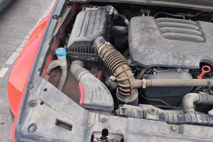 Used Tank 300 2021 City Edition 2.0T—Truly Stylish Engine Bay Right