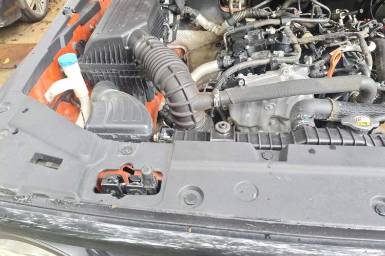 Used Tank 300 2021 Off-Road Edition 2.0T Conqueror Engine Bay Right