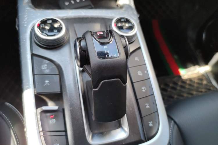 Used Tank 300 2021 Off-Road Edition 2.0T Conqueror Gear Lever