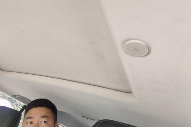 Used Tank 300 2021 City Edition 2.0T—Truly Stylish Headliner