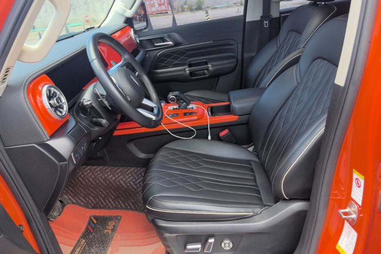 Used Tank 300 2021 Off-Road Edition 2.0T Challenger Left Front Seat