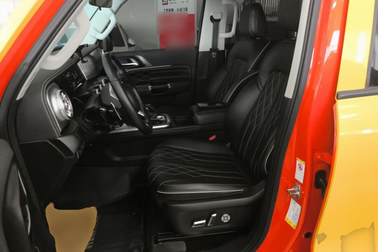 Used Tank 300 2021 Off-Road Edition 2.0T Challenger Left Front Seat