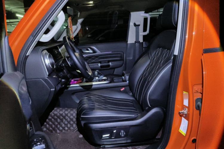 Used Tank 300 2021 Off-Road Edition 2.0T Challenger Left Front Seat