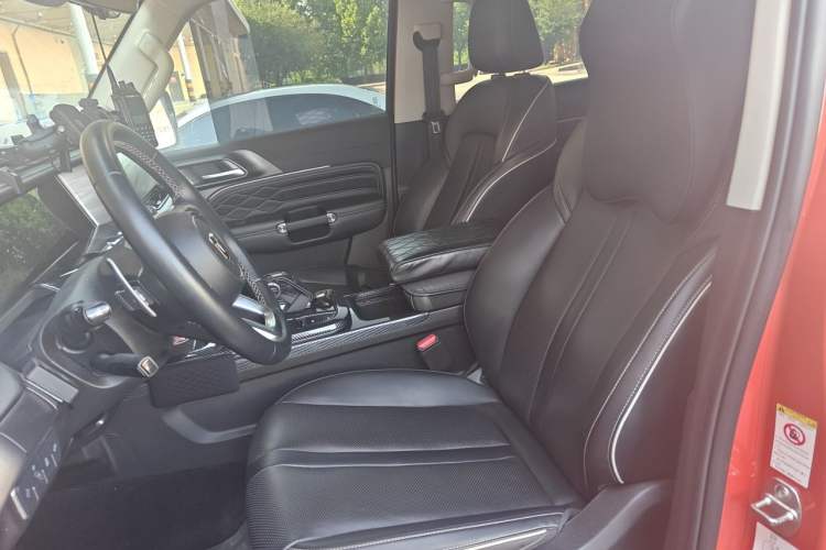 Used Tank 300 2021 Off-Road Edition 2.0T Conqueror Left Front Seat
